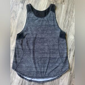 Lululemon Sculpt Tank With Mesh Details Running Black and White in Size Medium